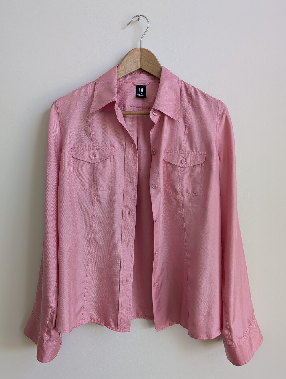 New 100% Silk Pink Gap Button Down Blouse Top Shirt Small